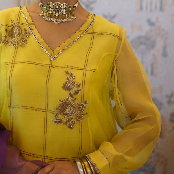 Vindaa - Yellow organza kurta with chanderi pant and organza dupatta