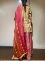 Gold floral embroidered kurta set