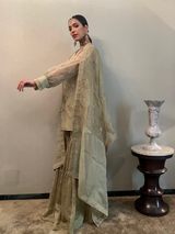 Mahrun kurta set