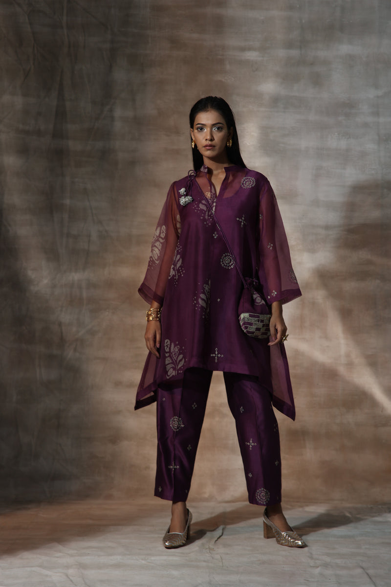 Purple Organza Print Bandhani Collared Neck Motif Work Kurta With Pants