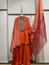 GULNAAR Kurta set