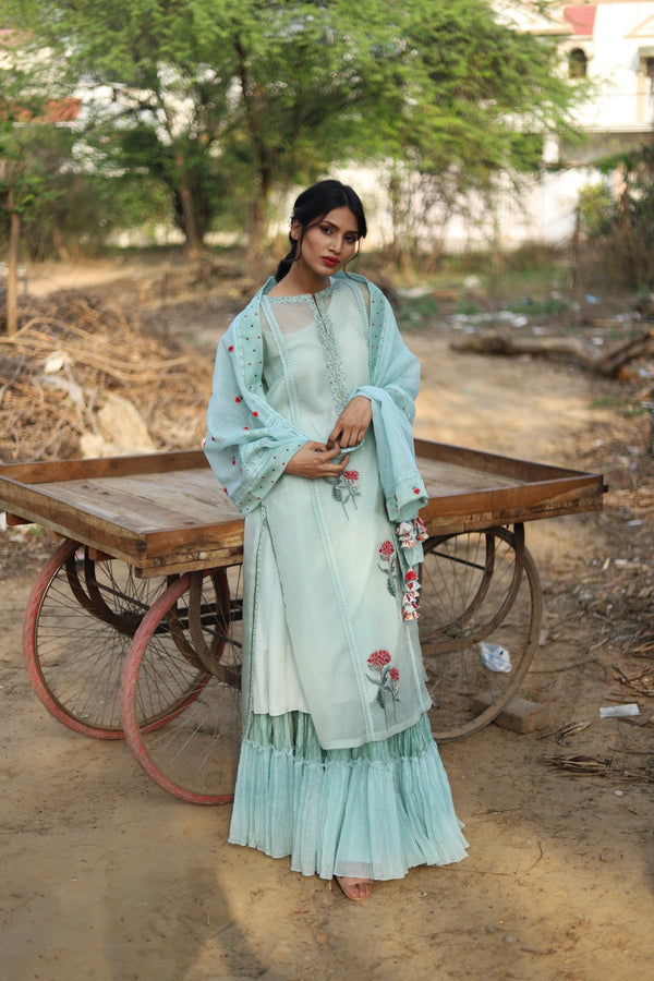 Vintage Garden hand embroidered kurti and crushed skirt set - Vintage Garden - Neeta Bhargava